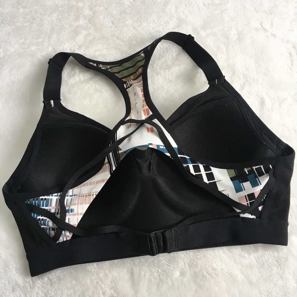 Victoria Sport Incredible Sport Bra 32B - Picture 5 of 9